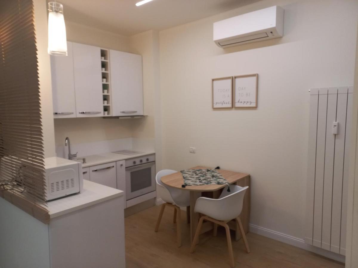 Torino Metro Marche Apartment ภายนอก รูปภาพ