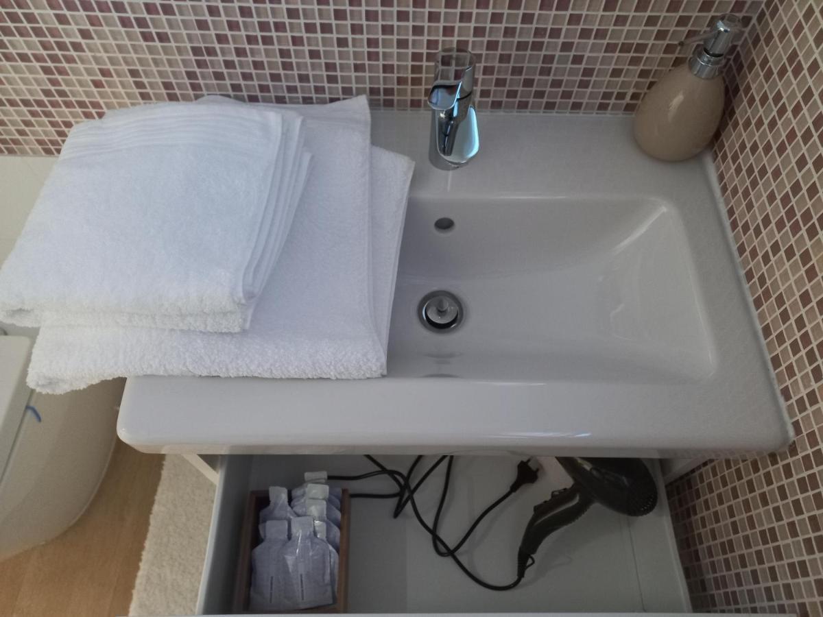 Torino Metro Marche Apartment ภายนอก รูปภาพ